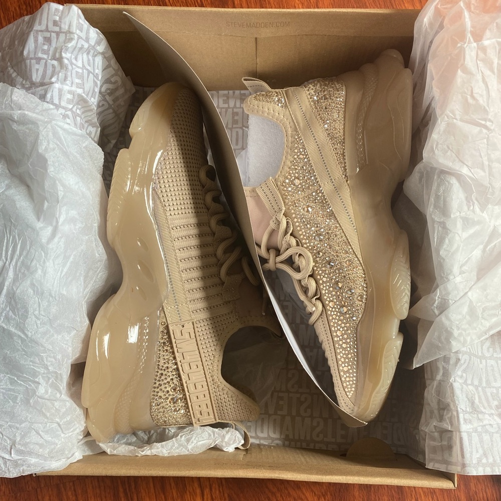 Steve Madden Maxima Sneakers in Blush Multi Size 9
